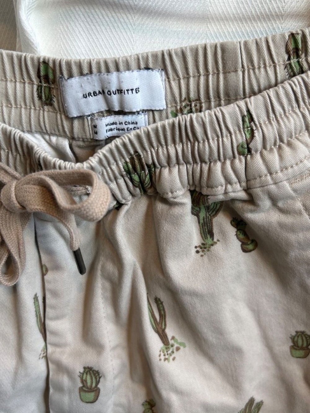 Urban Outfitters Men's Cactus Print Drawstring Shorts Khaki Tropical
